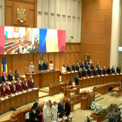 Nicușor Dan depune jurământul de președinte