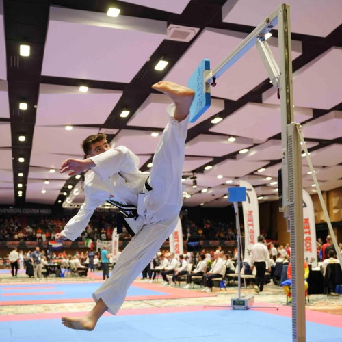 Un tânăr din Sibiu devine campion național și european la taekwon-do