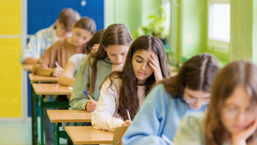 Evaluarea Națională 2025. Rezultate după contestații: A crescut numărul elevilor cu media generală 10