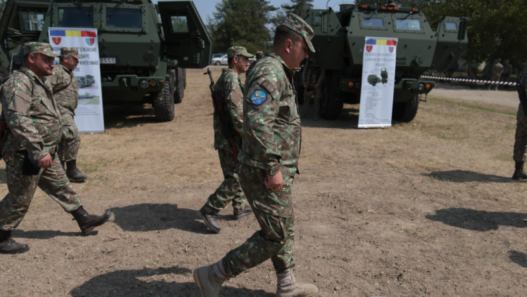 Ionuț Moșteanu anunță serviciul militar voluntar de 4 luni. „Degeaba ne înzestrăm, dacă în 10-15 ani nu are cine să apese pe buton”