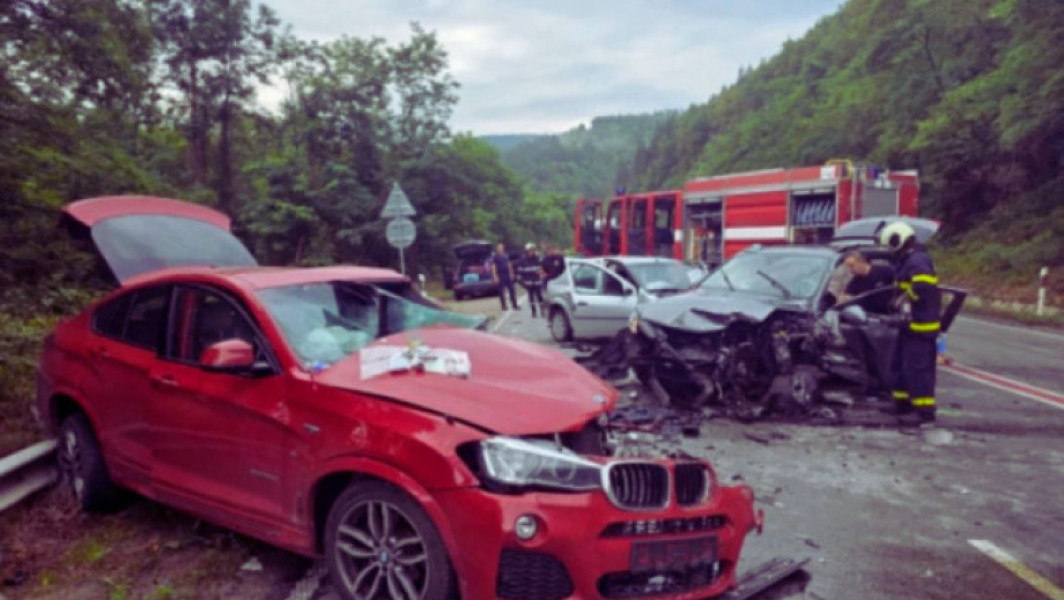 Șofer român reținut după accidentul grav de vineri, din Bulgaria. Un alt român implicat, depistat pozitiv pentru consum de droguri