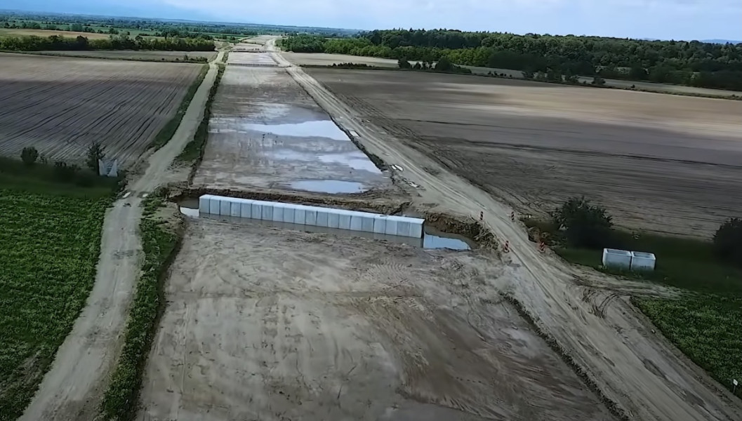 14 terenuri din județ vor fi trecute în proprietatea statului pentru tronsonul 2 al autostrăzii Sibiu-Făgăraș